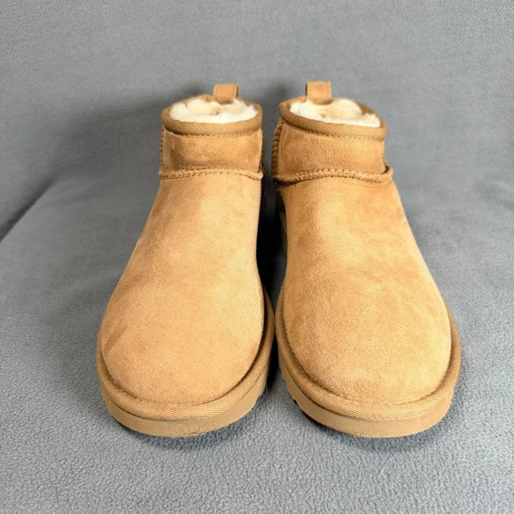 UGG‎ Classic Ultra Mini Boots Womens Size 8 Chestnut Sheepskin Slippers - Picture 2 of 10
